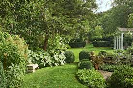 Landscaping Tips for a Beautiful Yard